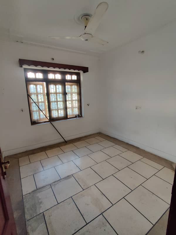 A 6 Marla House In I-10 Is On The Market For Rent 4
