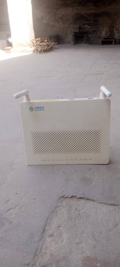 Huawei HG8546M WiFi Router with Adapter | GPON ONU | Used - Good Condi 5