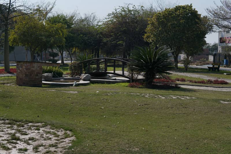 5 Marla Builder Location Plot For Sale Near To Park in New Lahore City Phase 2 6