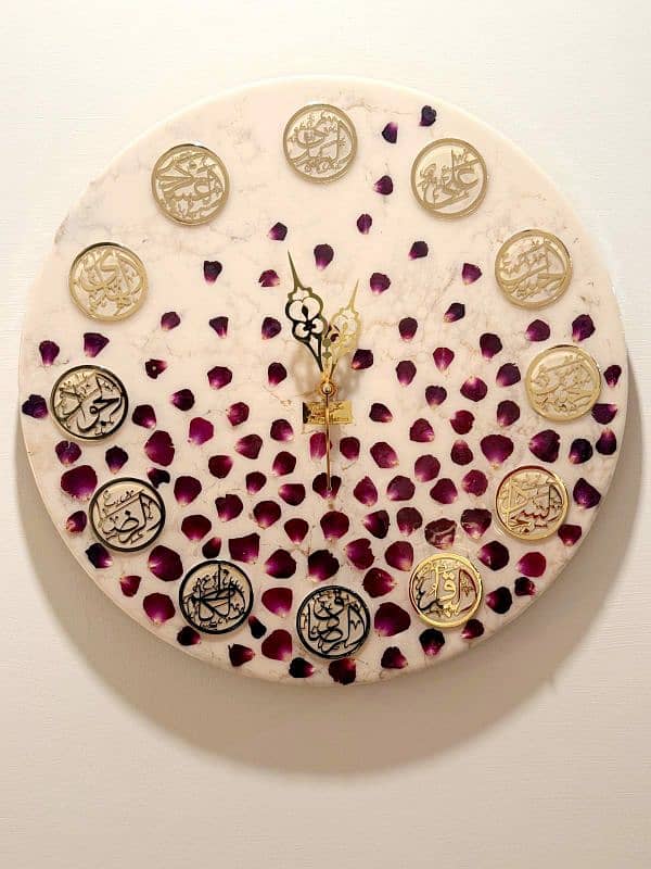 Resin Wall Clock Handmade 0