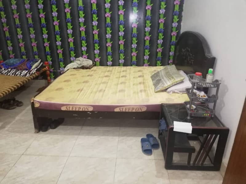 12 MARLA LOWER PORTION FOR RENT IN JOHAR TOWN PHASE 1. 4