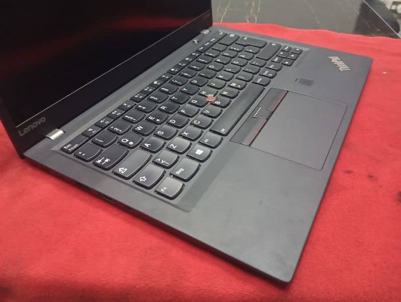 Lenovo X1 Carbon Core i5 7th Generation 8gb 256gb SSD 3