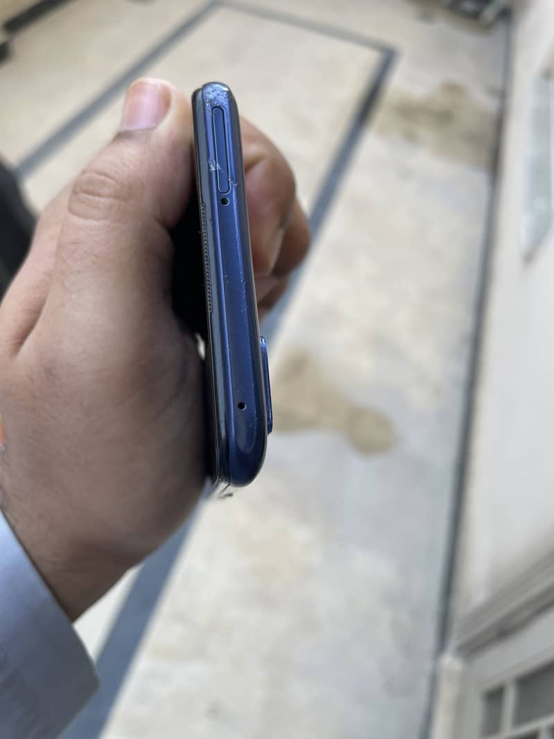 Vivo Y51s 1