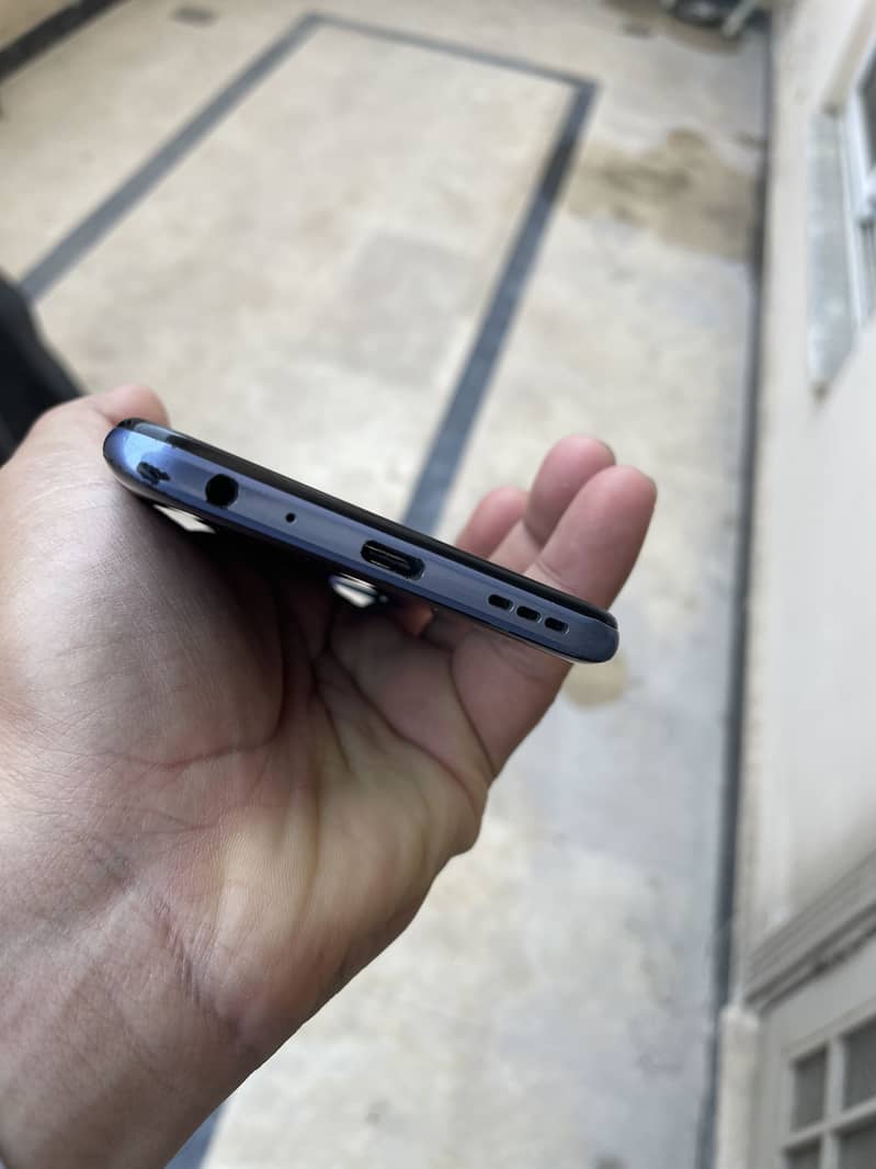 Vivo Y51s 3