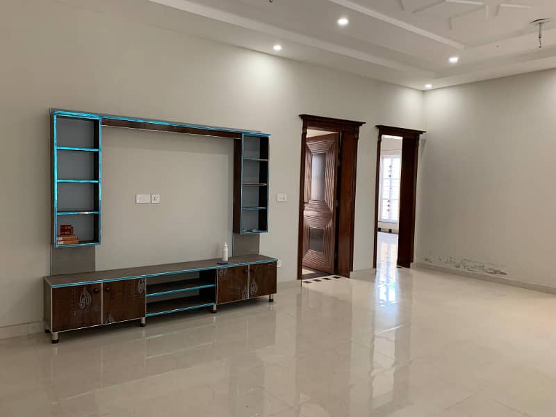 13 Marla Upper Portion Available For Rent In Medical Town Lahore 13