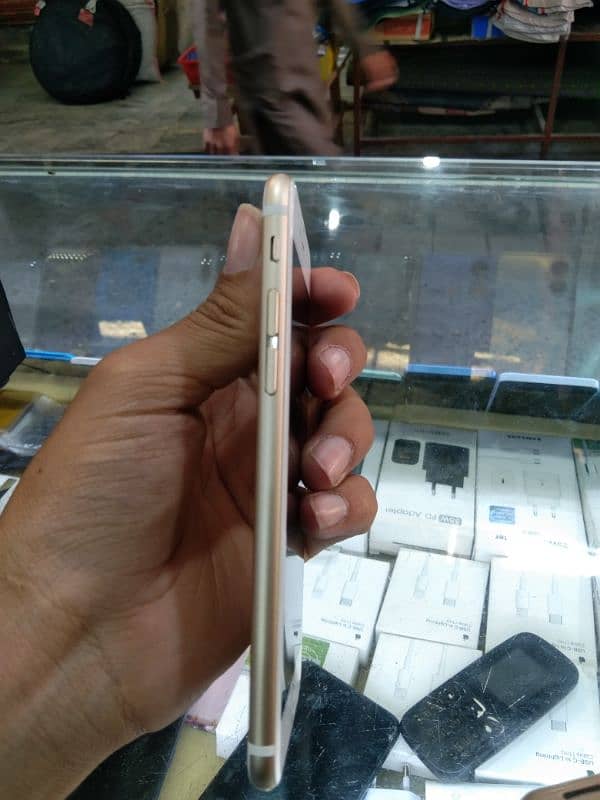 Iphone 6. Non Pta 64gb 4