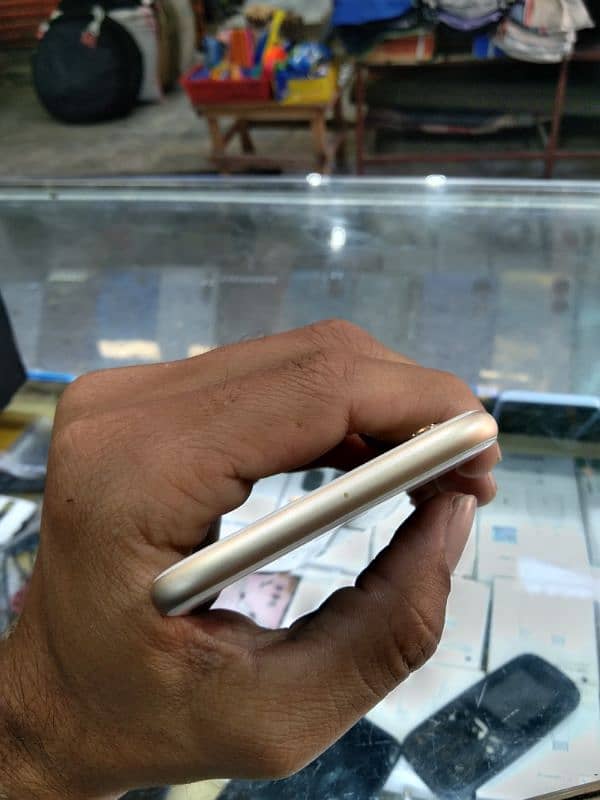 Iphone 6. Non Pta 64gb 5