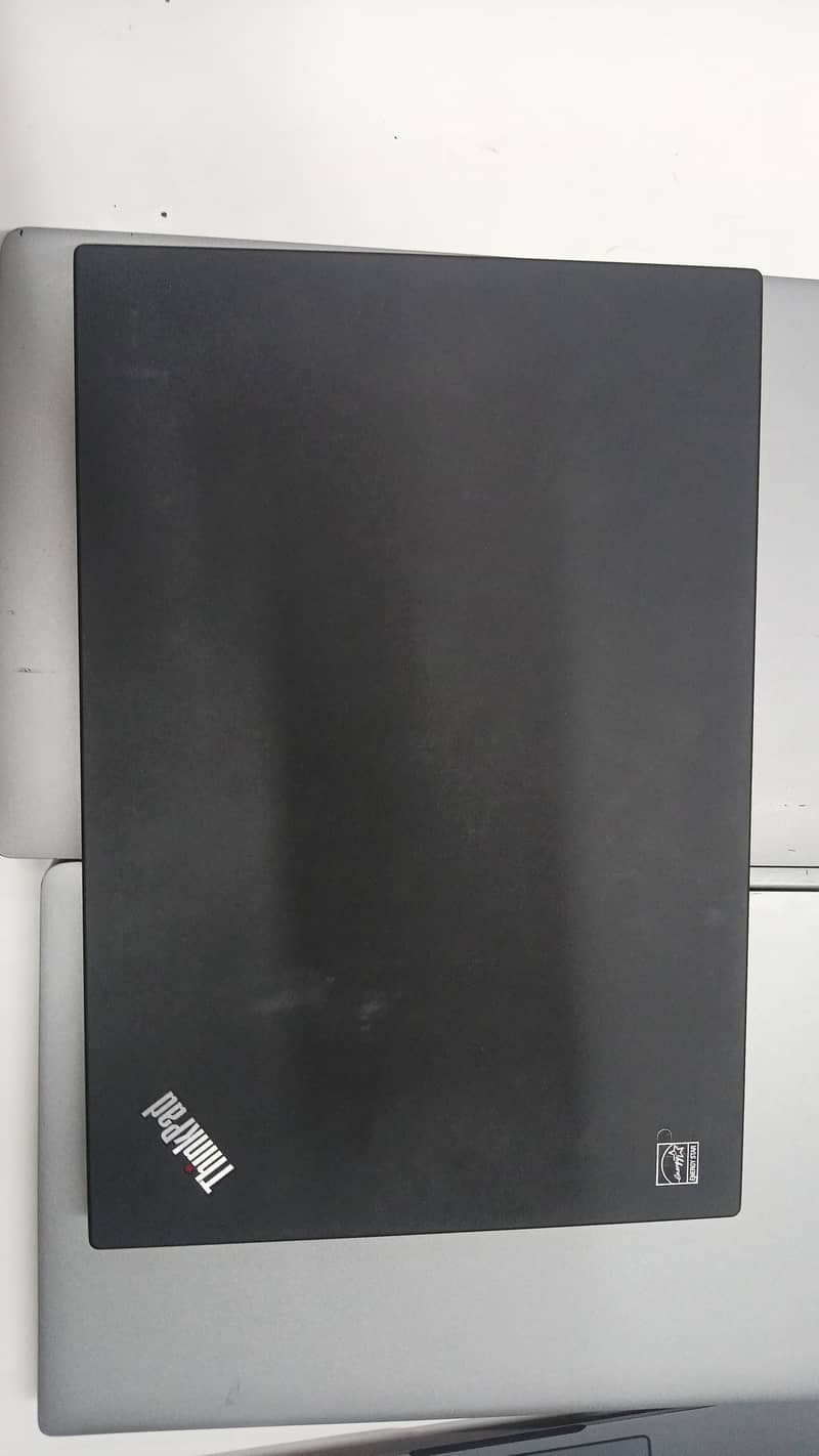 Lenovo T 14 i-5 10 th gen  16/256 1