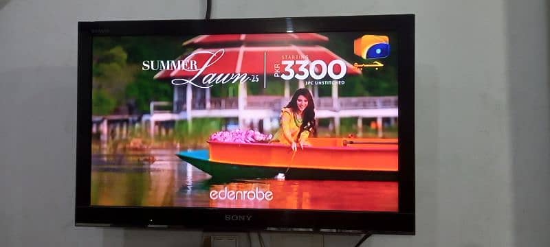 sony original 24 inch led tv with original remote 0