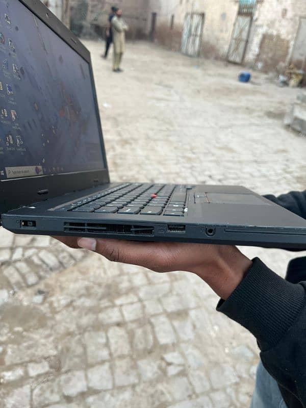 *Hot* offer Lenovo i5 6th gen with doul batery for sale condtion 10/10 3