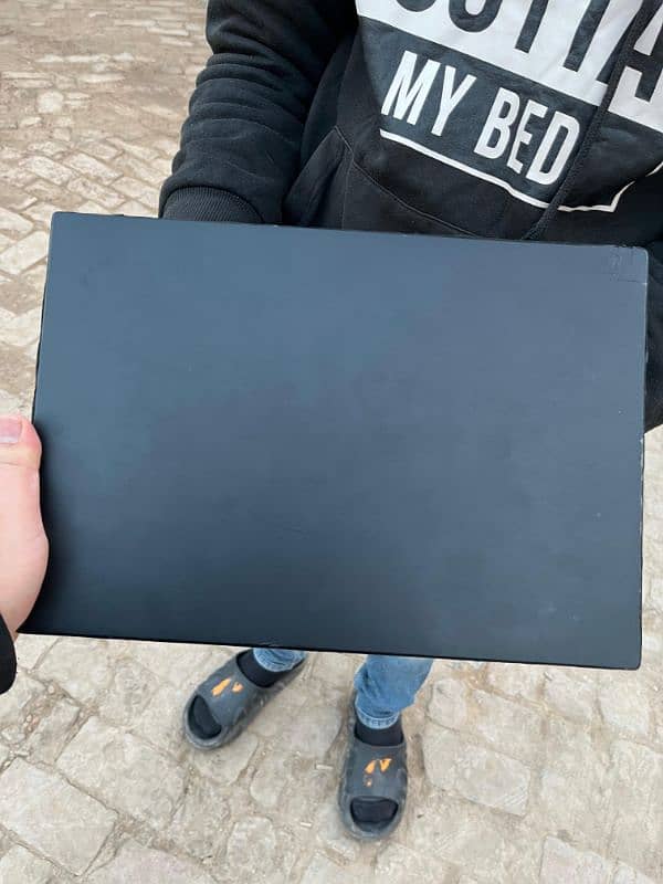 *Hot* offer Lenovo i5 6th gen with doul batery for sale condtion 10/10 5