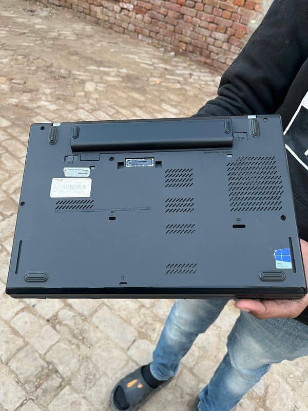 *Hot* offer Lenovo i5 6th gen with doul batery for sale condtion 10/10 6