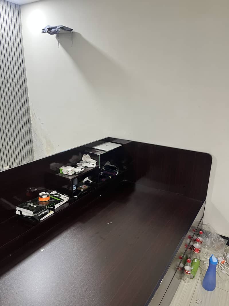 Single Bed urgently selling 3