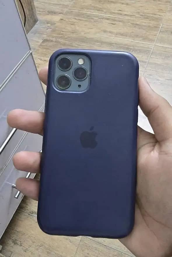 Iphone 11 Pro 256GB Dual sim PTA approved 12