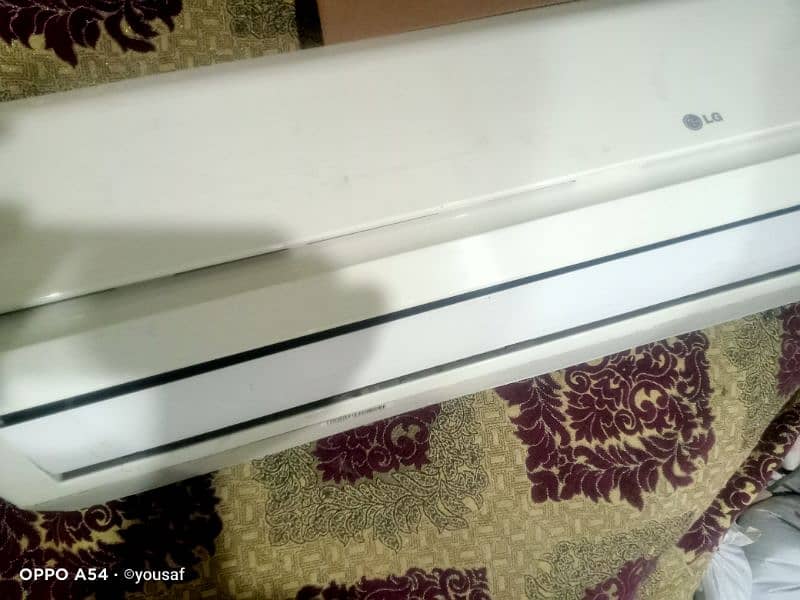 LG AC 1
