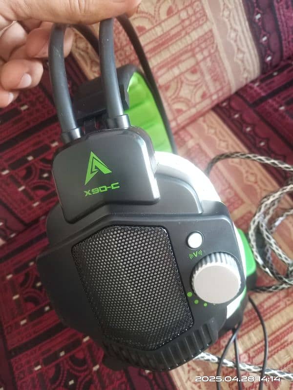 Gaming Headphons X90-C 1