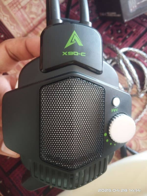 Gaming Headphons X90-C 4