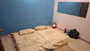 ROOM AVAILABLE FOR RENT IN JOHAR TOWN PHASE NEAR ALLAH HON CHOWK.