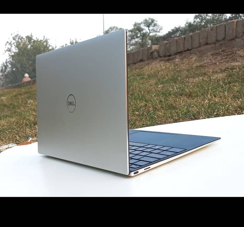 Dell Xps 13 9377 2