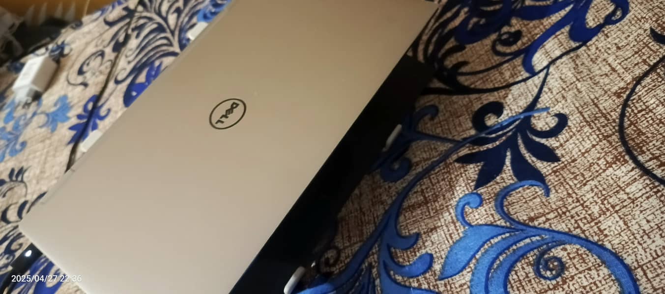 Dell Xps 13 9377 8