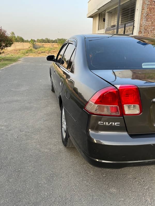 Honda Civic EXi 2005 1