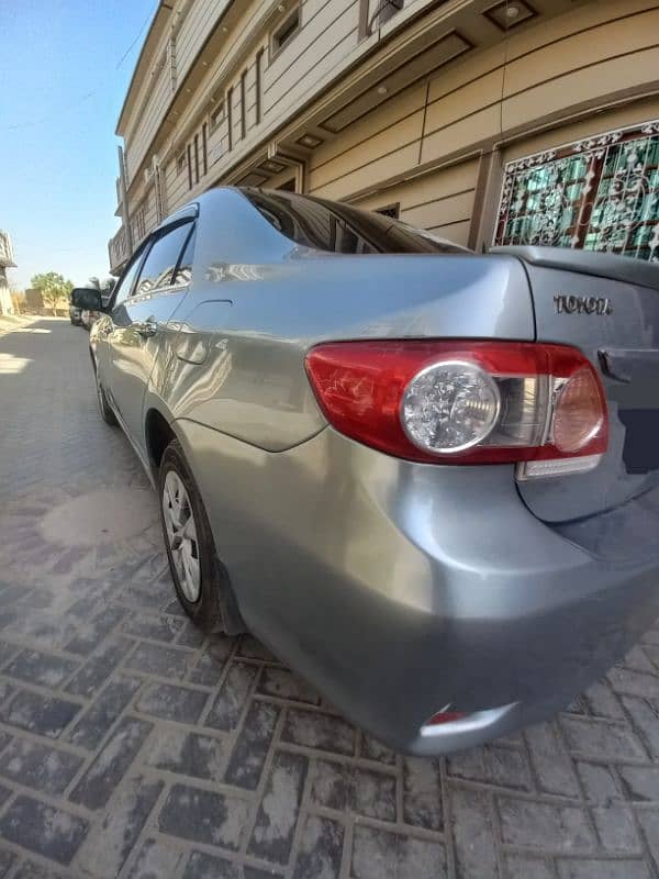 Toyota Corolla GLI 2013 3