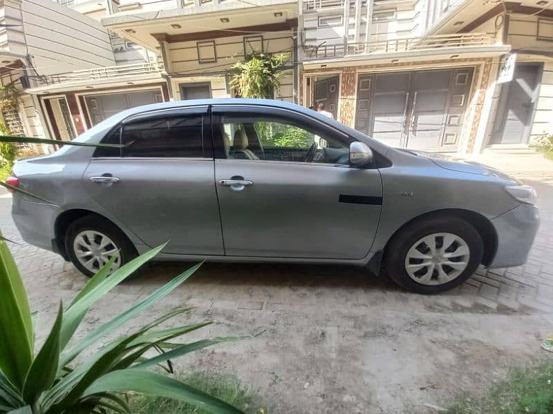 Toyota Corolla GLI 2013 13