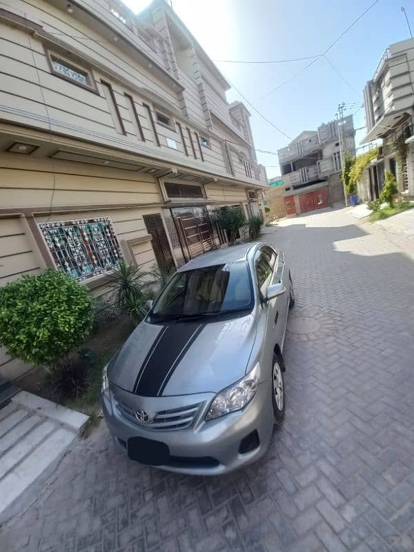 Toyota Corolla GLI 2013 18