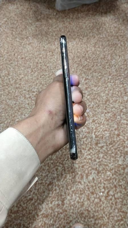 iPhone X pta approved 2