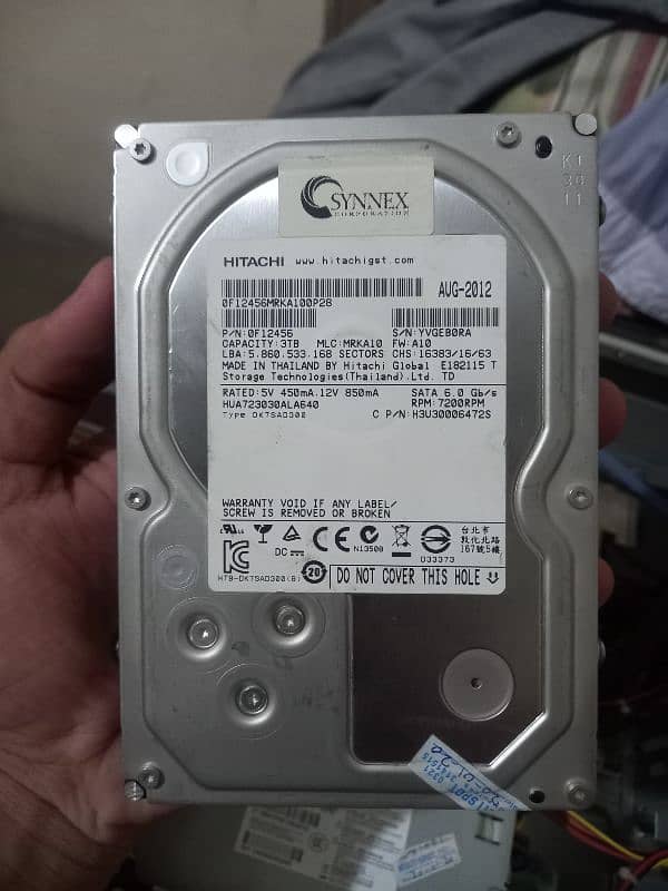 HITACHI  3 TB Hard Drive 0