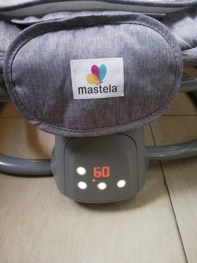 Mastela 4 in 1 Baby Swing 1