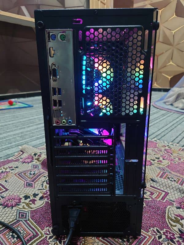 Graphic card nahi hai lekin lga du ga extra charges lga gay 5