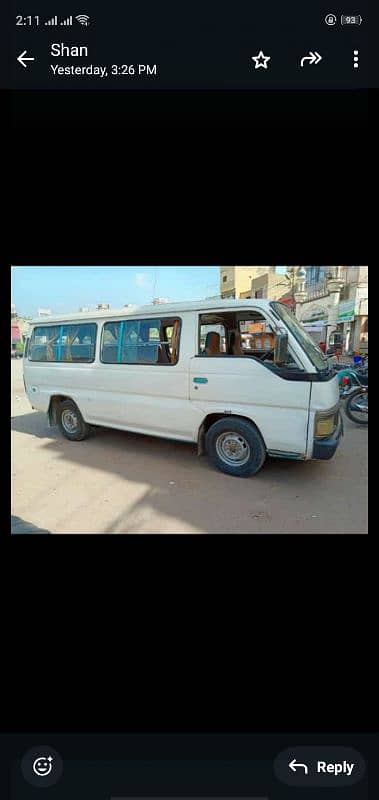 Nissan R1 hiace 1