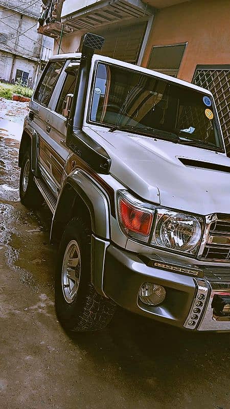 Toyota Land Cruiser 1994 9