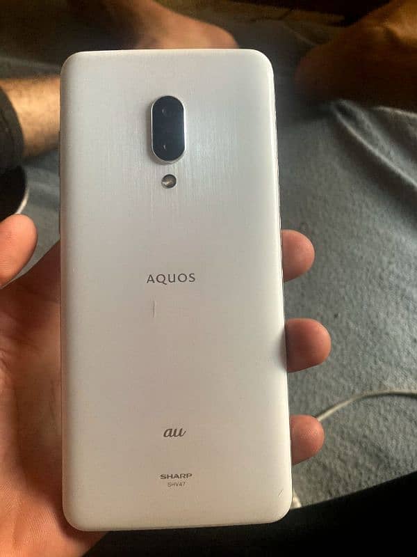 Sharp Aquos Zero 2 6