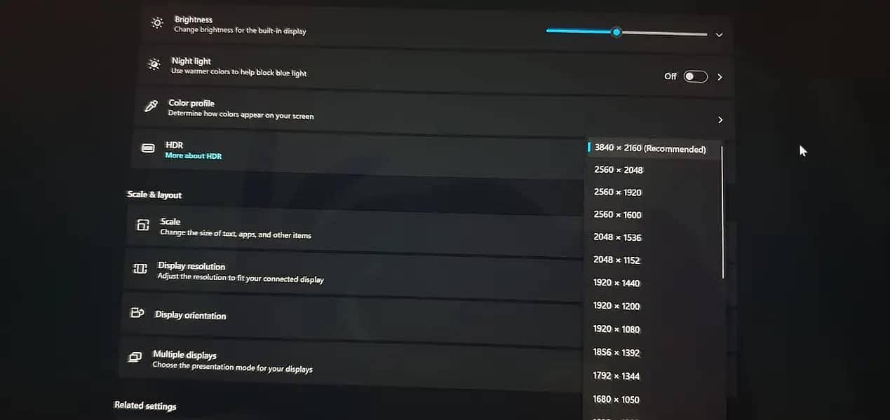 dell xps 9560 i7 with 4k tuch oled screen and nvidia 4gb card 1