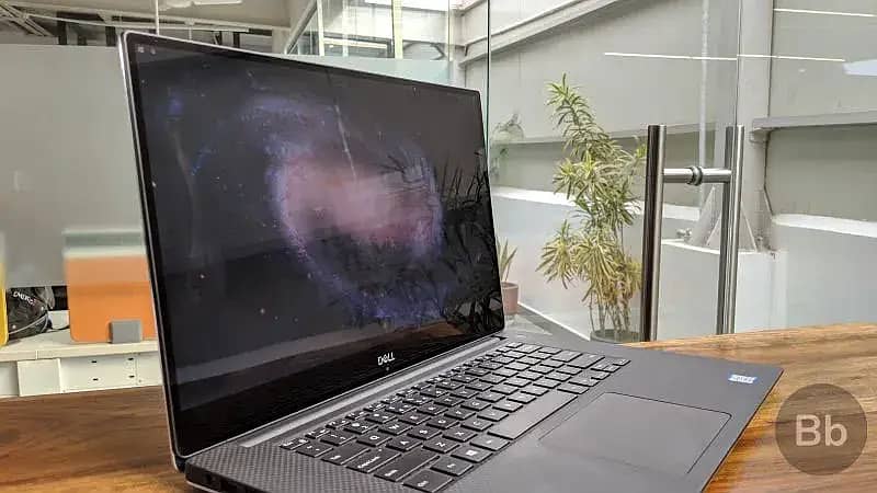 dell xps 9560 i7 with 4k tuch oled screen and nvidia 4gb card 5