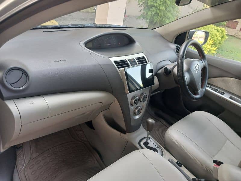 Toyota Belta 2012 5