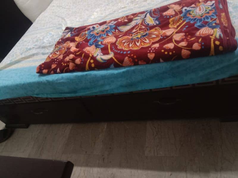 bed and dressing. 1