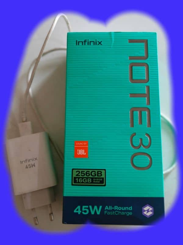 Infinix note 30   8+5  memry256 3