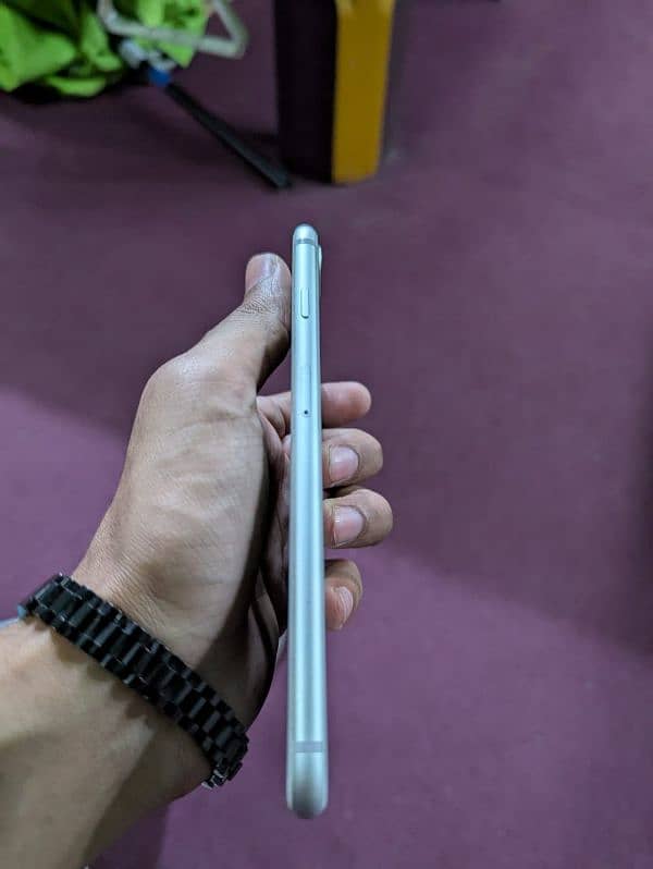 iphone 8+ Pta Approved 4