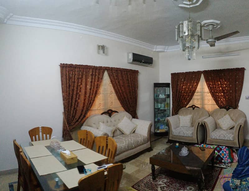 PIA Society House Available For Sell In VIP Prime Location Of Block 9 Gulistan-E-Jauhar 1