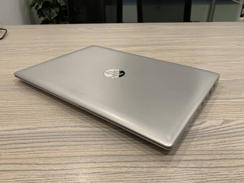 HP Probook 440 G5 - i7 (8th Gen) 8Gb/256Gb 4