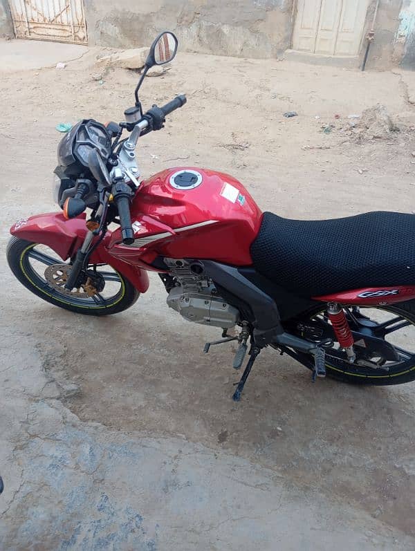 Suzuki GSX-125 1
