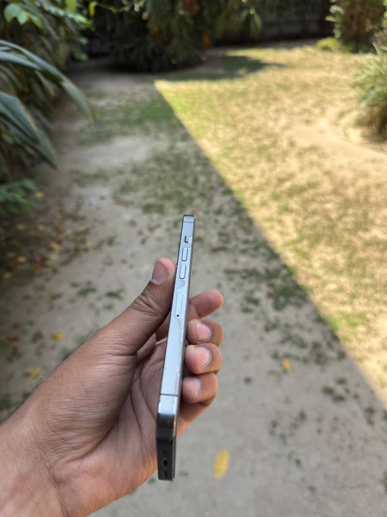 iPhone 13 Pro | 128gb | PTA        11 12 14 15 16 3