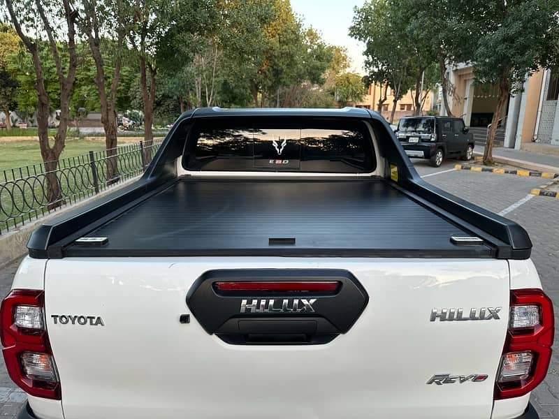 Toyota Hilux 2022 6