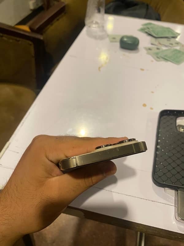 Iphone 14 pro for sale 4