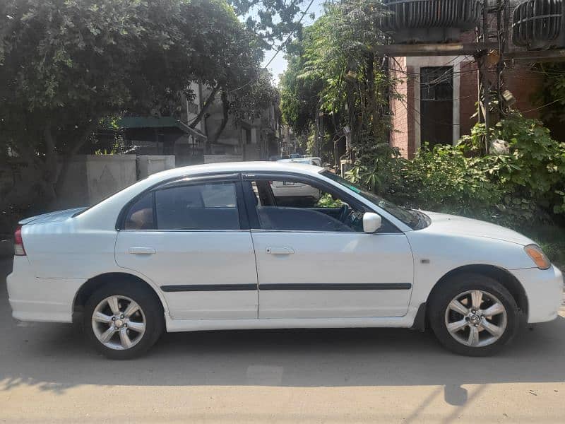 Honda Civic EXi 2002 1