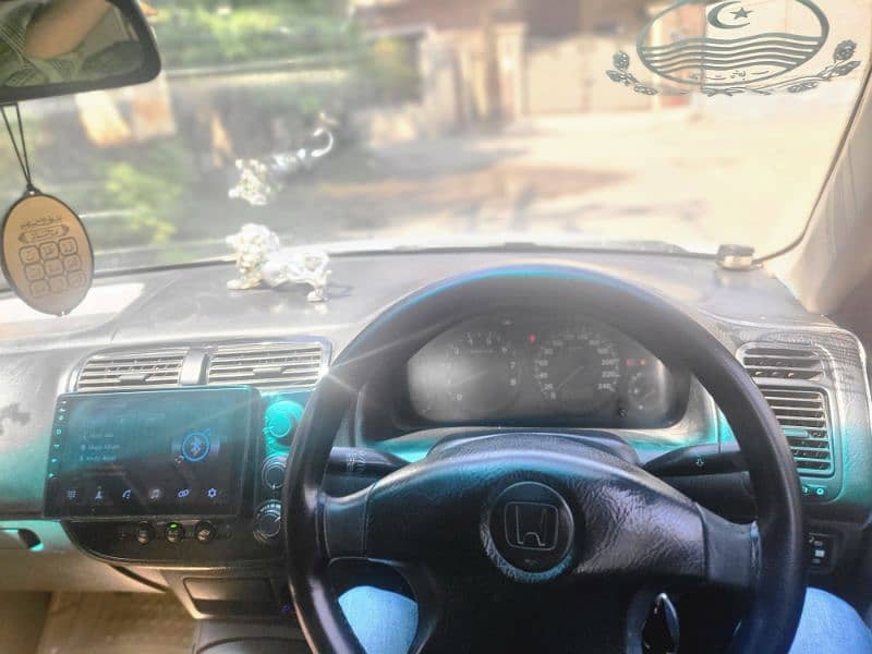 Honda Civic EXi 2002 4