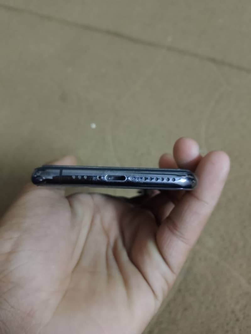 iPhone XS 1